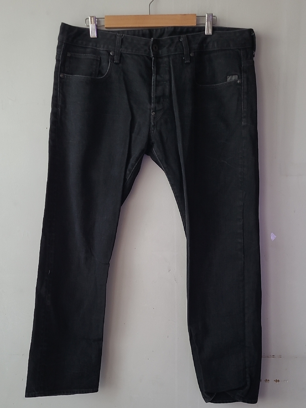 Men's Straight-Leg Black Jeans